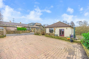 Photo 11- click for photo gallery